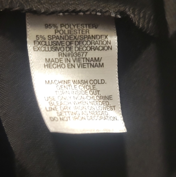 SOLD  Allen B. top - Picture 6 of 6